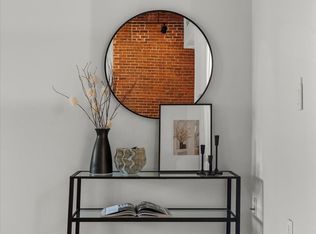 33 Sleeper St APT 104, Boston, MA 02210