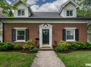 519 W Center St, Lebanon, IL 62254