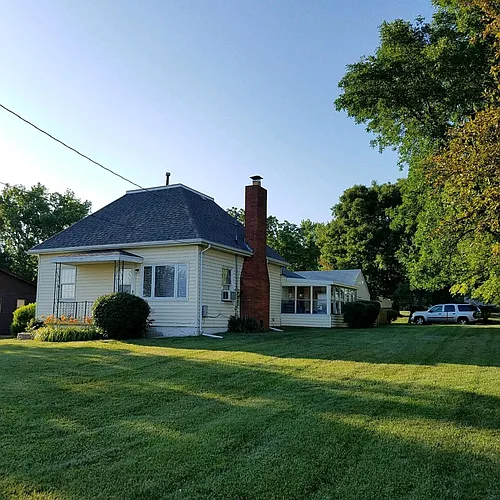 2109 NW 70th Ave Photo 1