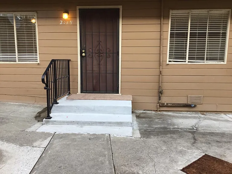 2119 Placer Dr — Photo 8
