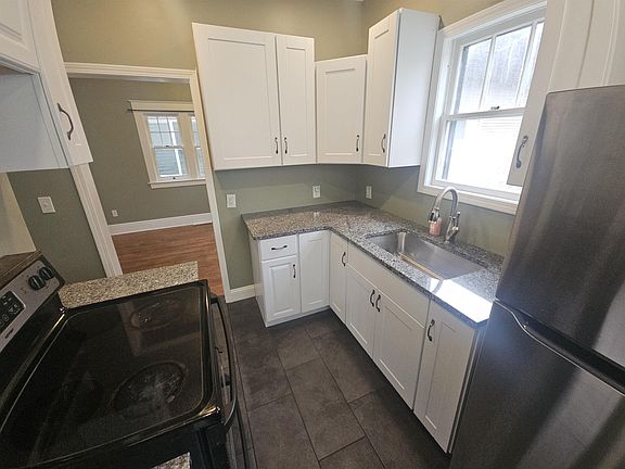4th image of 511 N Grant St