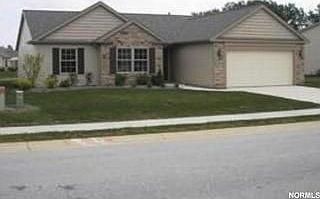 1st image of 1713 Lake Forest Dr