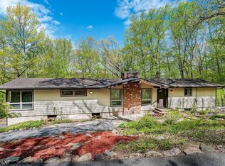 42 Miller Dr, Boonton Township, NJ 07005