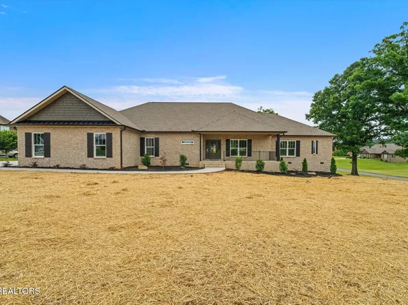 708 Majestic Mountains Blvd, Walland, TN 37886