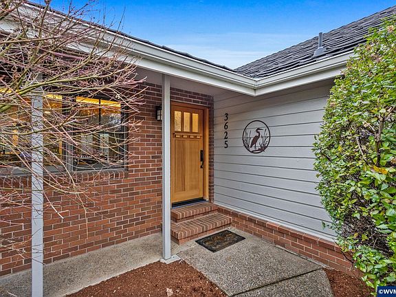 3rd image of 3625 NW Wisteria Pl