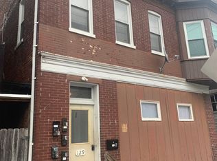 129 N Penn St APT 1, York, PA 17401