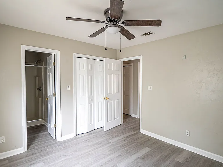 1318 Melvin St — Photo 21