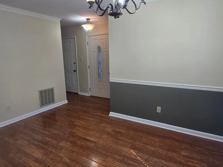 3313 Fort Harrods Ct — Photo 6