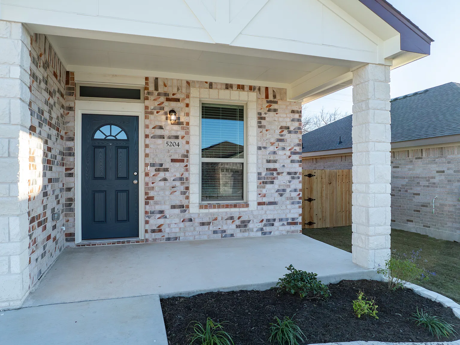 5206 Rose Garden Loop - 1 — Photo 4