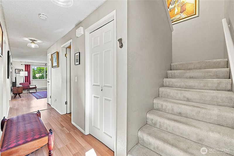 5th image of 504 W Bowman Court