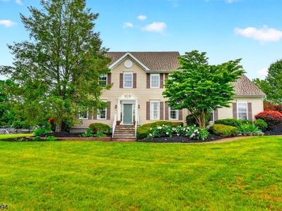 6 Big Top Dr, Lambertville, NJ, 08530