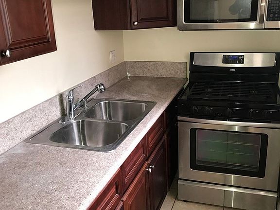 3rd image of 8655 W Pico Blvd APT 1