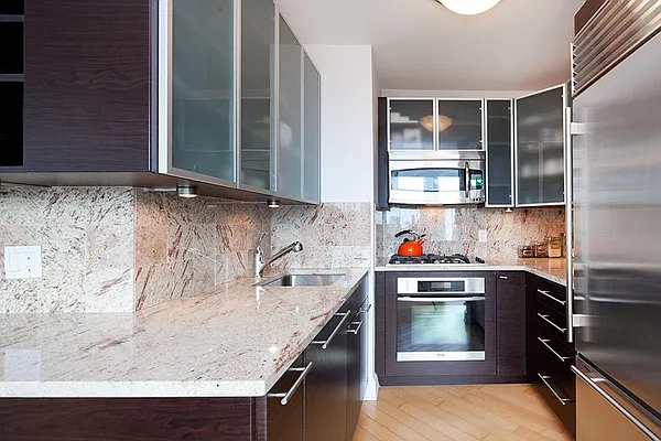 Rented by Town Residential | media 2