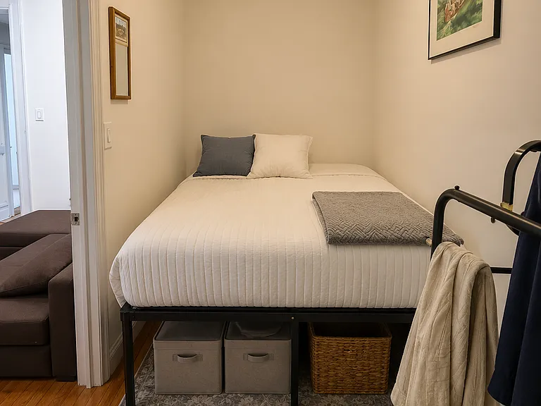 231 E 50th St #1D — Photo 2
