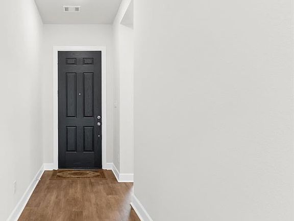 5th image of 1212 Buttercup Ave