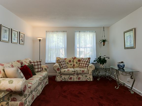 3rd image of 2931 S Columbus St APT A2
