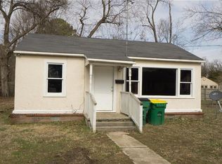1616 Horseshoe Dr, Springdale, AR 72762