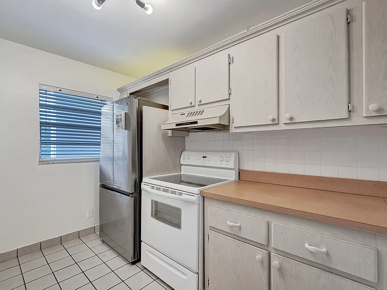 9470 Poinciana Pl #308 — Photo 11