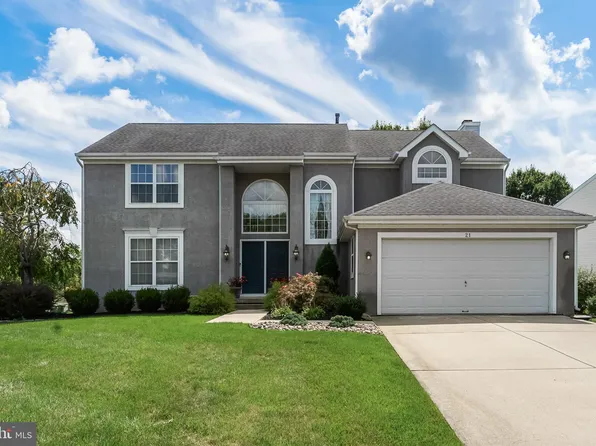 21 Olympia Dr, Marlton, NJ 08053