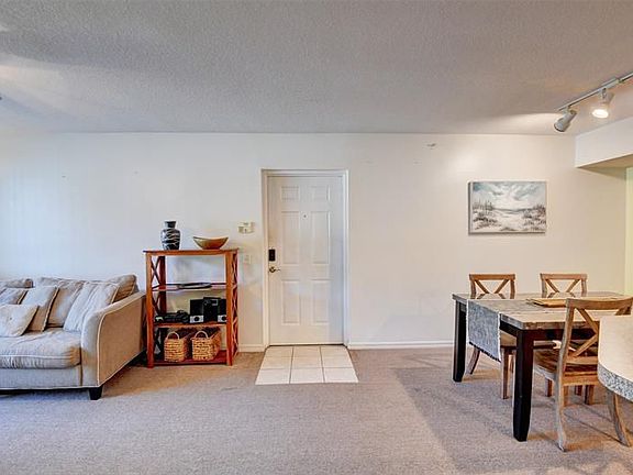2nd image of 703 Villa Cir