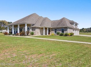 19900 State Line Rd, Moss Point, MS 39562