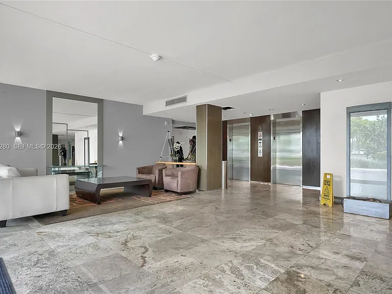 16558 NE 26th Ave #2A — Photo 8