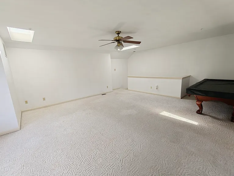 366 Bristol Cir — Photo 29