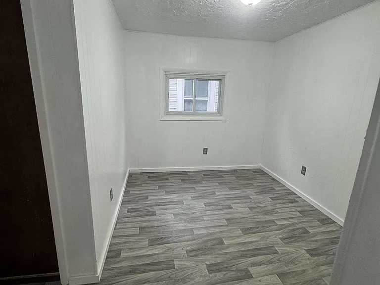 415 Washington Ave #2 — Photo 9