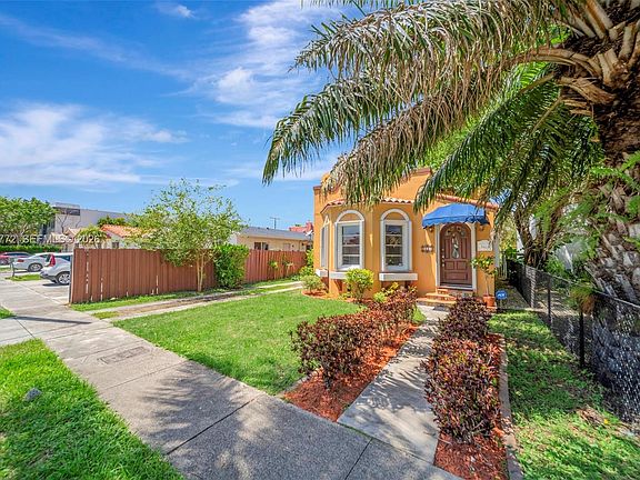 4th image of 3431 SW 25th St