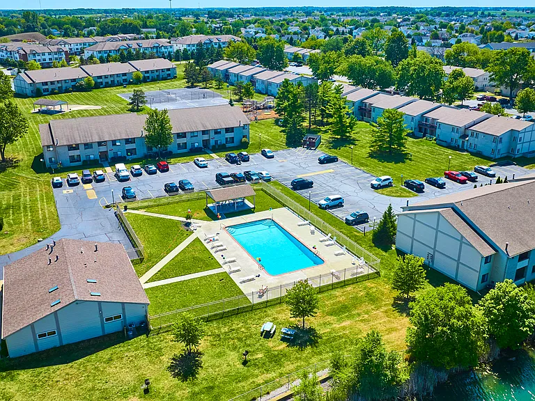 Perry Lake Village — Photo 17