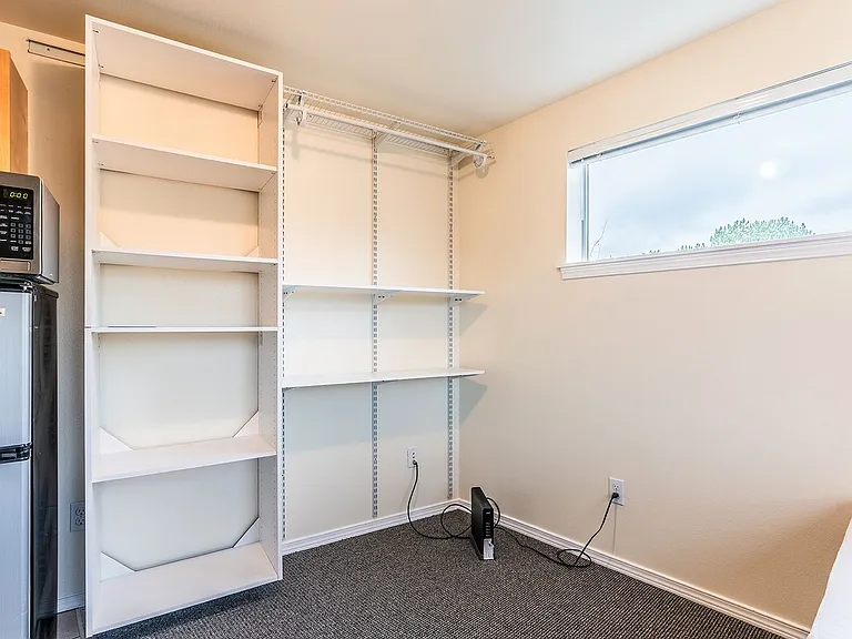 Trovere - Elevated Studio Living — Photo 25