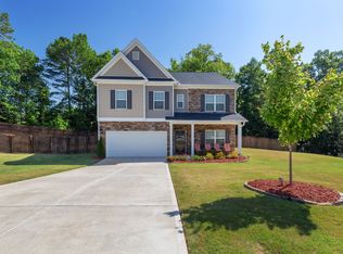 121 Brooks Cir, Hampton, GA 30228