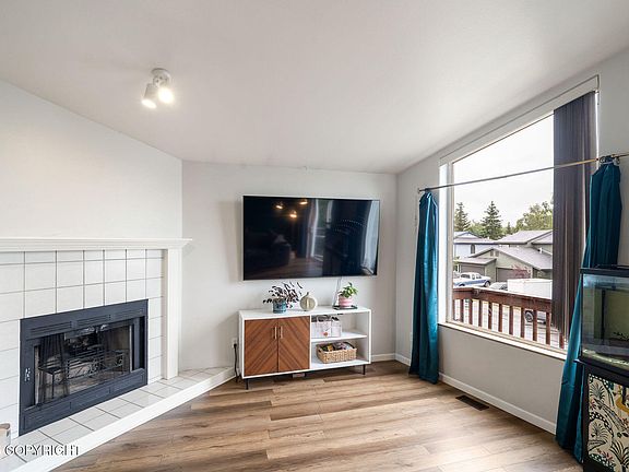 5th image of 16209 Copper Mountain Cir