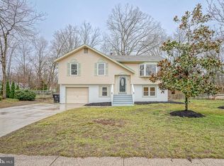 3 Alberts Ave, Sicklerville, NJ 08081