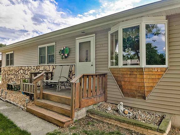 2nd image of 6917 Vesta Dr