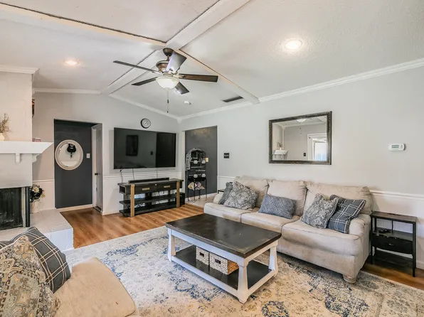 604 Carl C Senter St, Forney, TX 75126