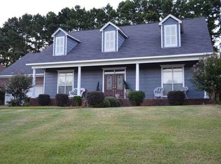 105 Hillmont Cir, Clinton, MS 39056