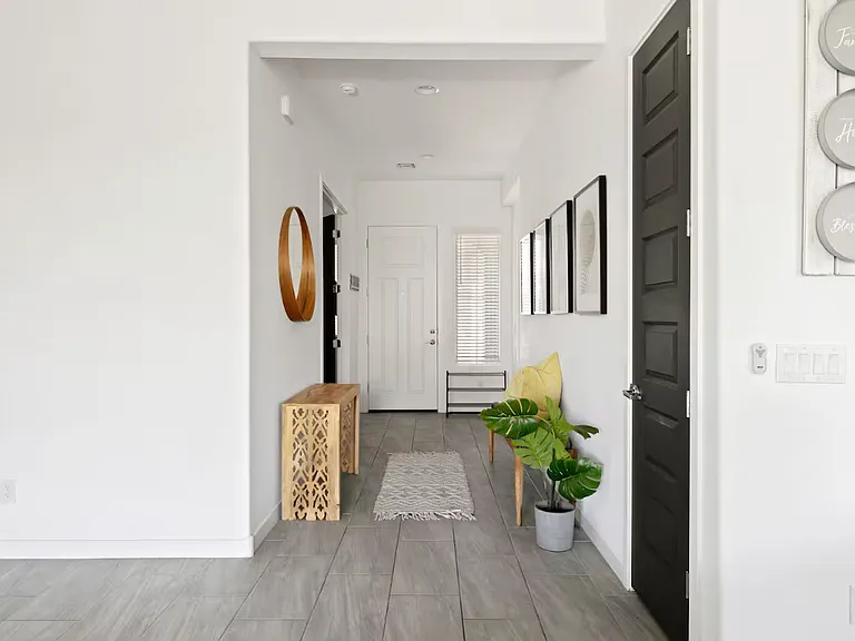 19601 W Monterey Way — Photo 6