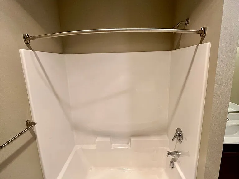Introducing Dry Canyon Redmond's newest Luxury Apartments — Photo 41