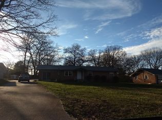 1407 Royal Trl, Manchester, TN 37355