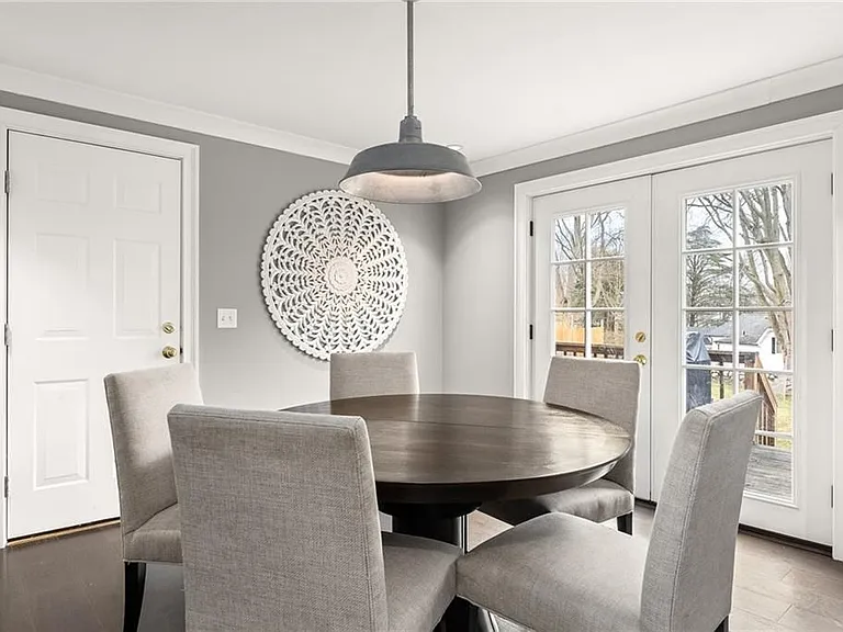 6 Pickering Dr — Photo 5