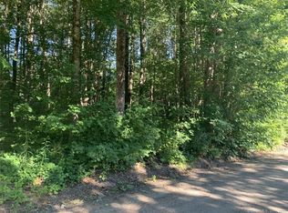 6-17 Playground Dr, Woodstock, CT 06281