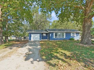 101 W 8th St, Prairie City, IA 50228