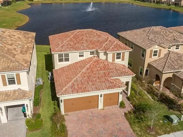 10425 Siddington Dr, Orlando, FL 32832