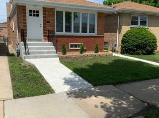 6638 W 63rd St, Chicago, IL 60638