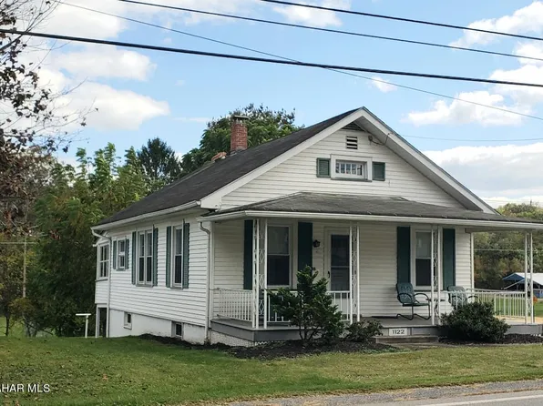 1122 Yellow Springs Dr, Williamsburg, PA 16693