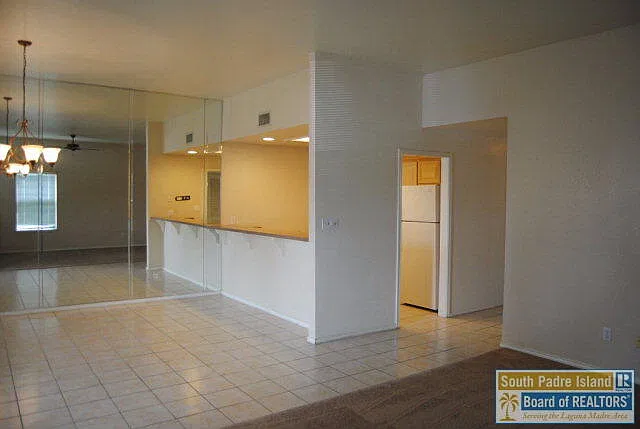 Bridgeview — Photo 3