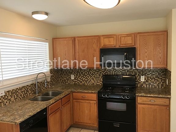5th image of 20618 Patriot Park Ln