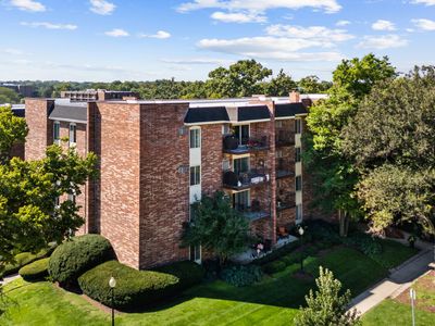 4900 Forest Ave APT 205, Downers Grove, IL, 60515