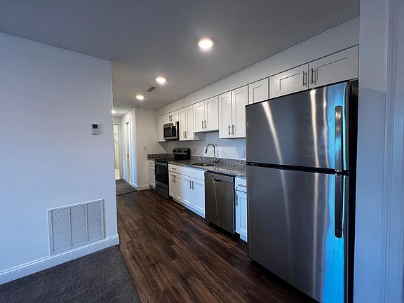 2nd image of 120 Wayland Ave #6A